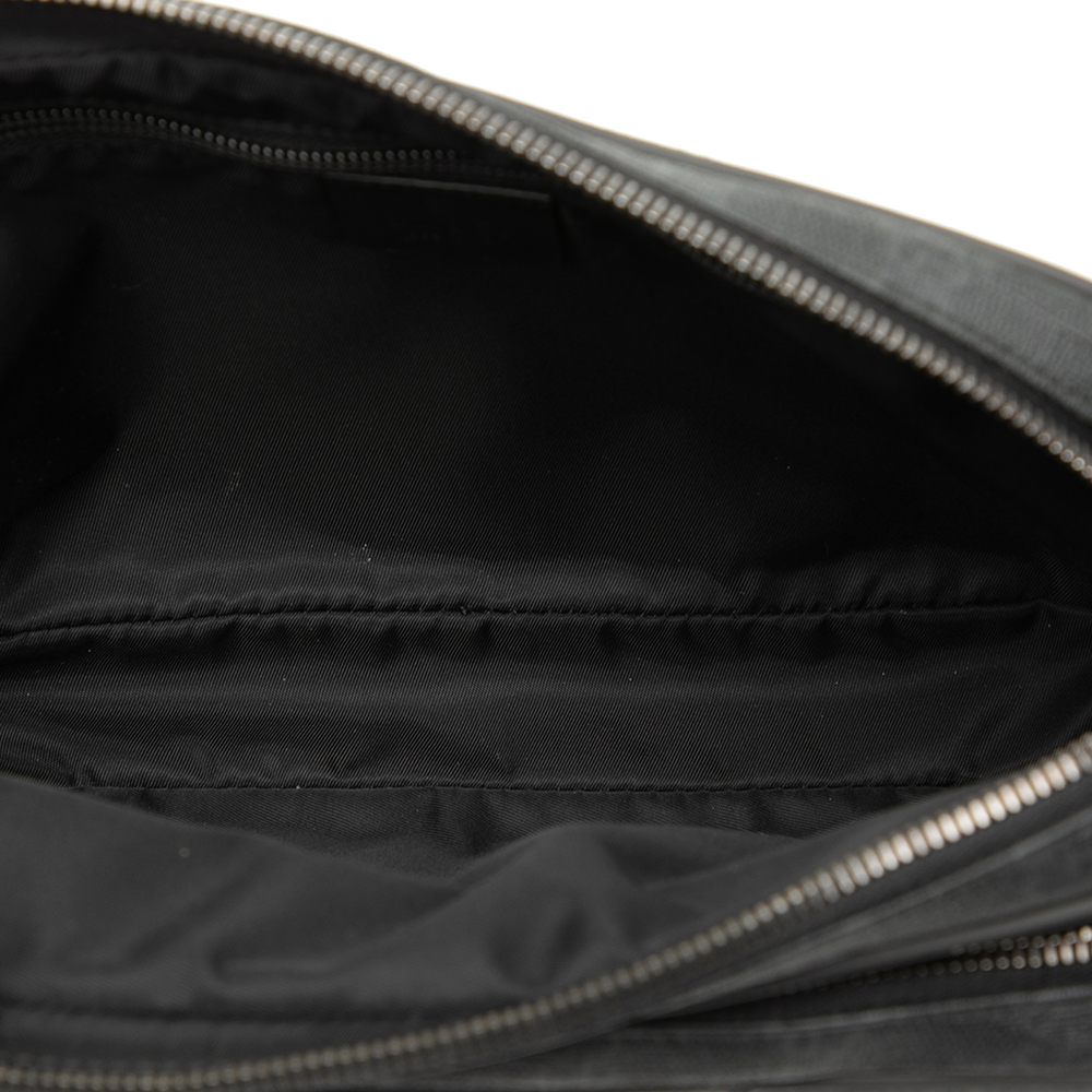 Pre-Loved Gucci GG Supreme Clutch - Picture 4 of 7
